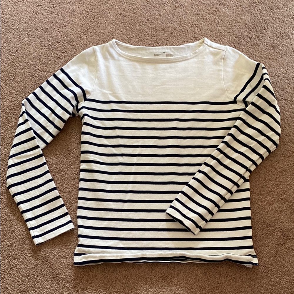 Striped Navy and White Long Sleeve